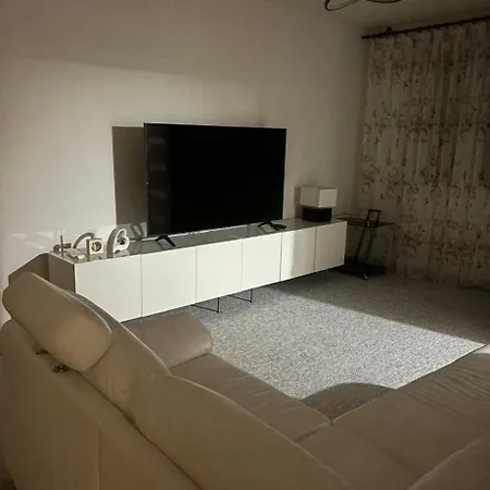 Apartment Flat Close To The Centre *