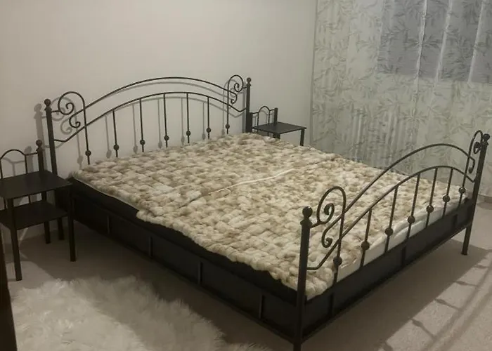 Flat Close To The Centre Lejlighed *